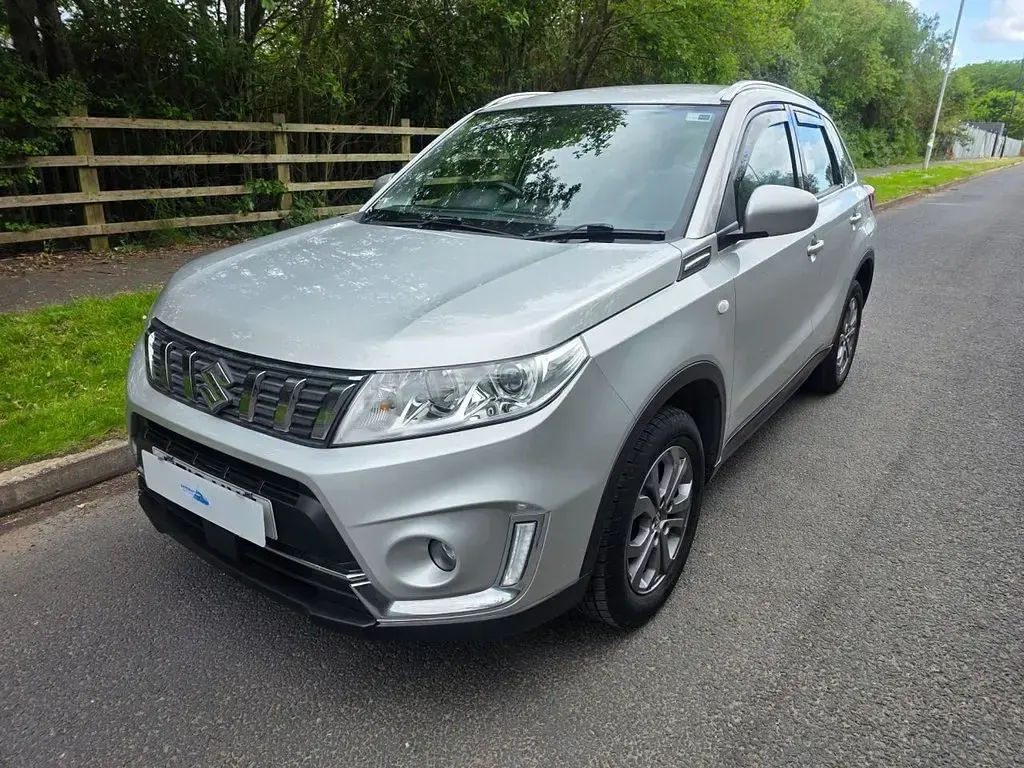 Used Suzuki Vitara SZ4 112 HP (82 kW) 2019 Silver SUV
