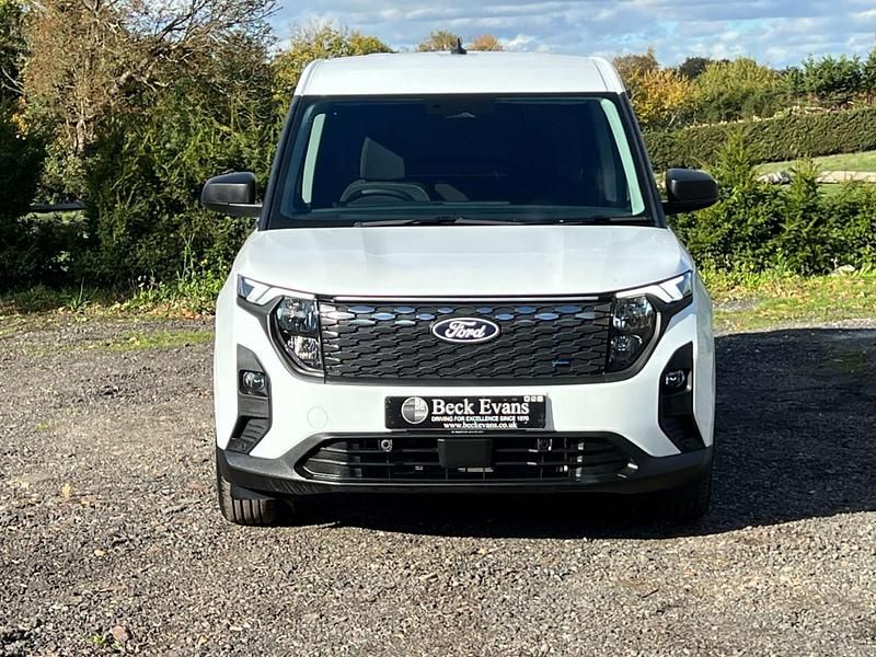 Ny Ford E-Transit Trend 100 kW (136 HK) 2025 Unknown Van