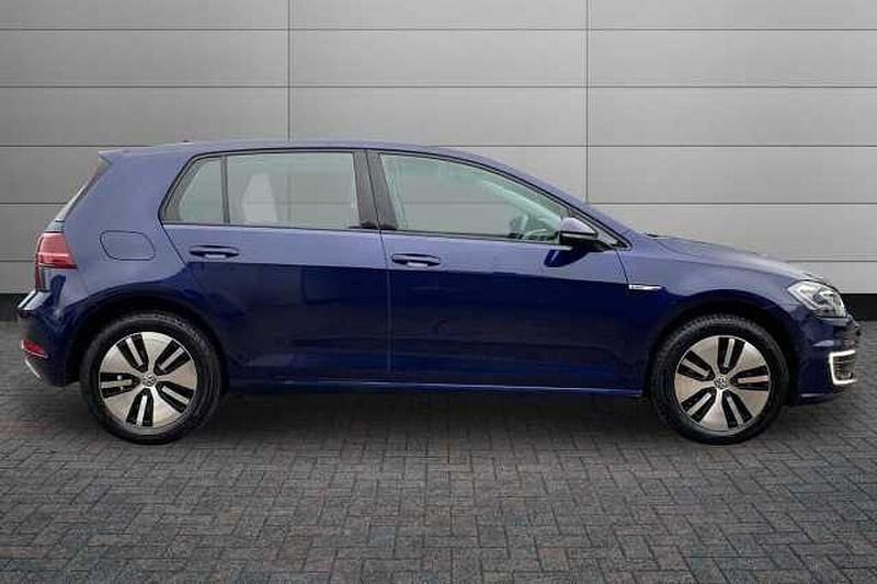 Used VW e-Golf 99 kW (135 HP) 2020 Blue Hatchback