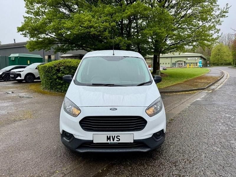 Usado Ford Transit Trend 100 HP (73 kW) 2022 Branco Van