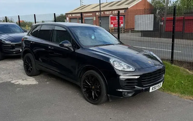 Used Porsche Cayenne Platinum Edition 262 HP (192 kW) 2017 SUV