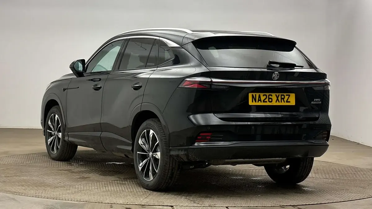 New MG HS SE 224 HP (164 kW) 2025 Metallic  black pearl SUV