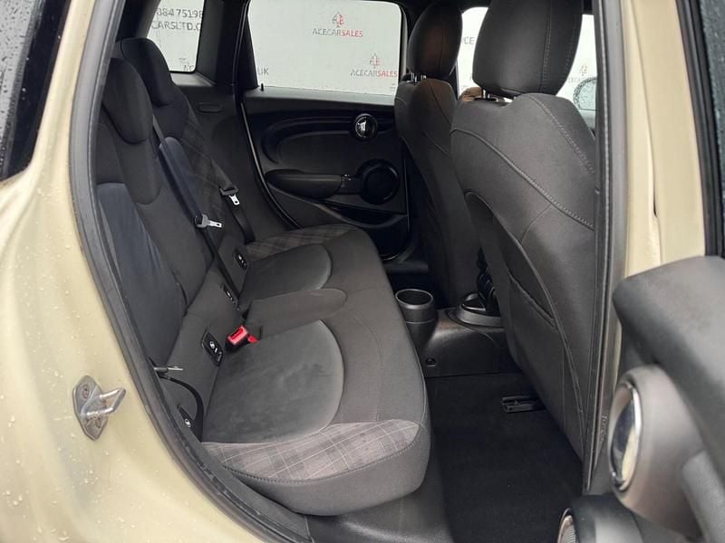 Used Mini Cooper Hatch 2019 White Hatchback