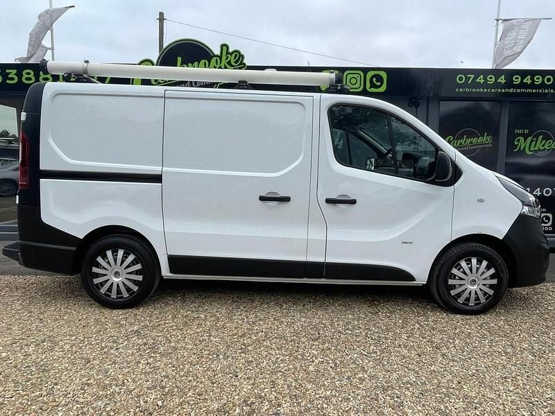 Gebraucht Vauxhall Vivaro 90 PS (66 kW) 2014 Weiß Van / Kleinbus