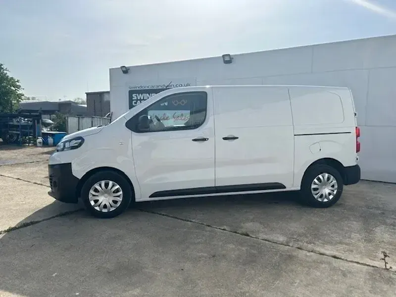 Używany Citroën Dispatch 100 KM (73 kW) 2023 Biały Minivan