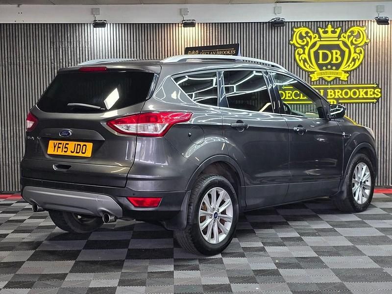 Usado Ford Kuga Titanium 2015 Gris SUV