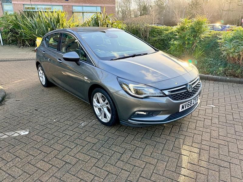 Used Vauxhall Astra SRi 200 HP (147 kW) 2019 Grey Hatchback