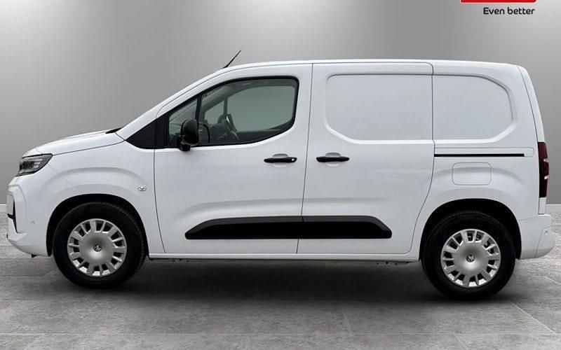 Used Vauxhall Combo 100 kW (136 HP) 2026 MPV