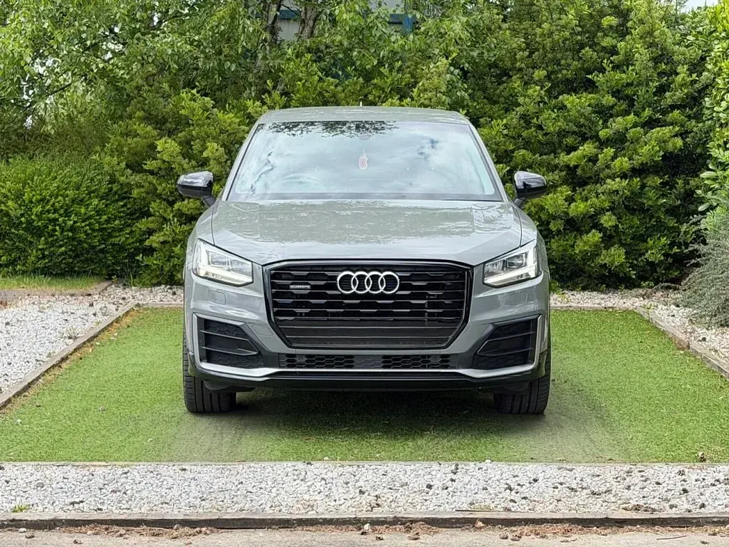 Used Audi Q2 Advanced 150 HP (110 kW) 2017 Grey SUV