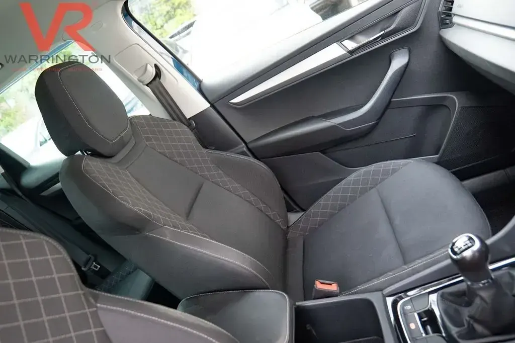 Used Skoda Karoq SE 116 HP (85 kW) 2020 Blue SUV