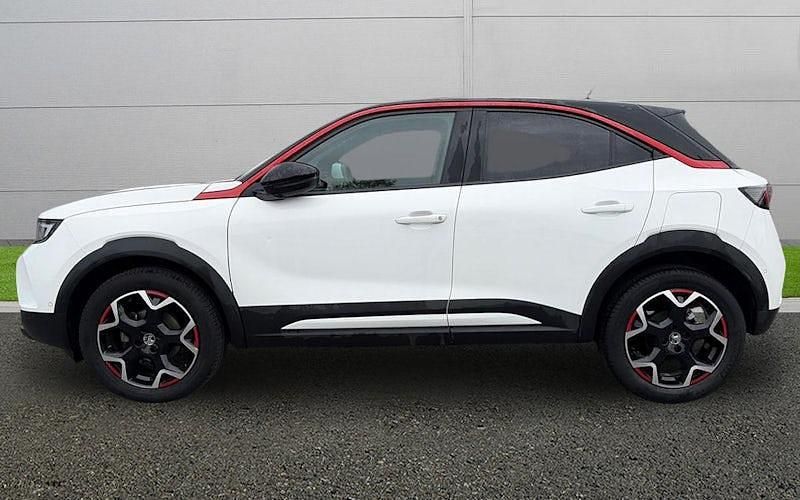 Used Vauxhall Mokka GS Line 131 HP (96 kW) 2022 White SUV