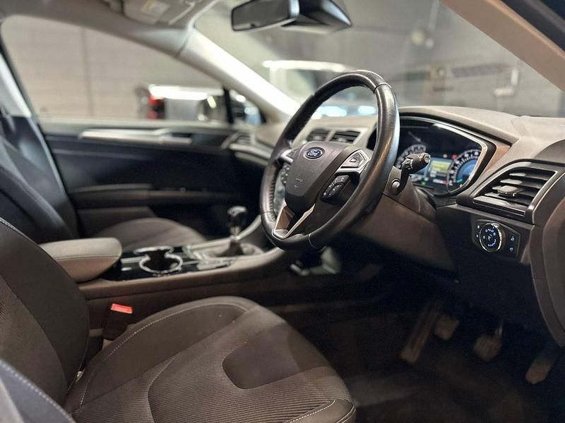 Used Ford Mondeo Titanium 2016 Black Hatchback