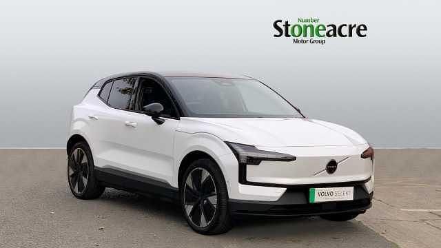 White New 2025 Volvo EX30 Performance SUV | £38,880 - Image 1/4