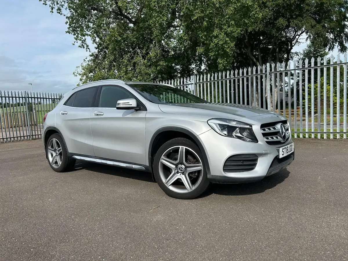 Used Mercedes GLA220 AMG line 174 HP (127 kW) 2018 Silver SUV