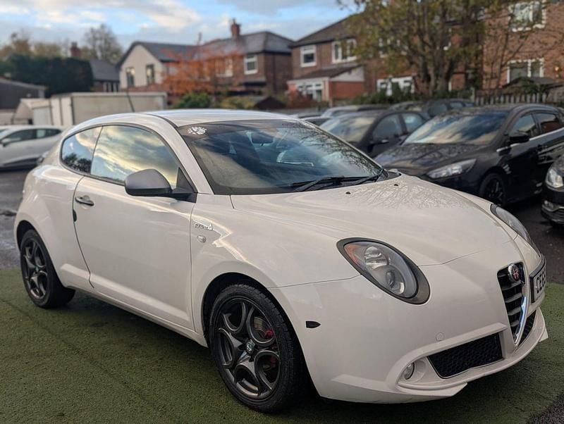White Used 2015 Alfa Romeo MiTo Quadrifoglio Verde Hatchback | £3,750 (Good price) - Image 1/4