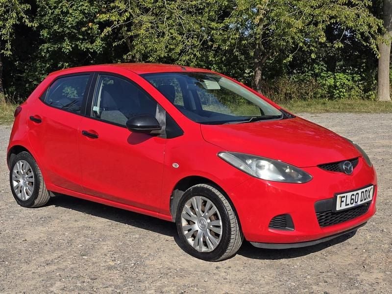 Red Used 2011 Mazda 2 Hatchback | £1,999 (Super price) - Image 1/4