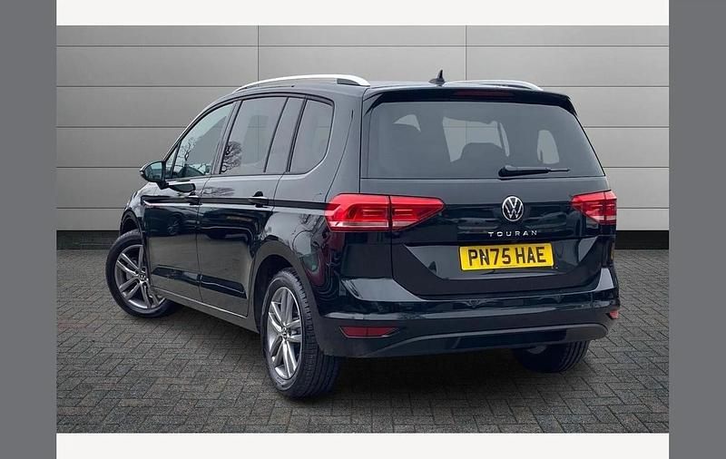 Used VW Touran Match 150 HP (110 kW) 2025 Black MPV