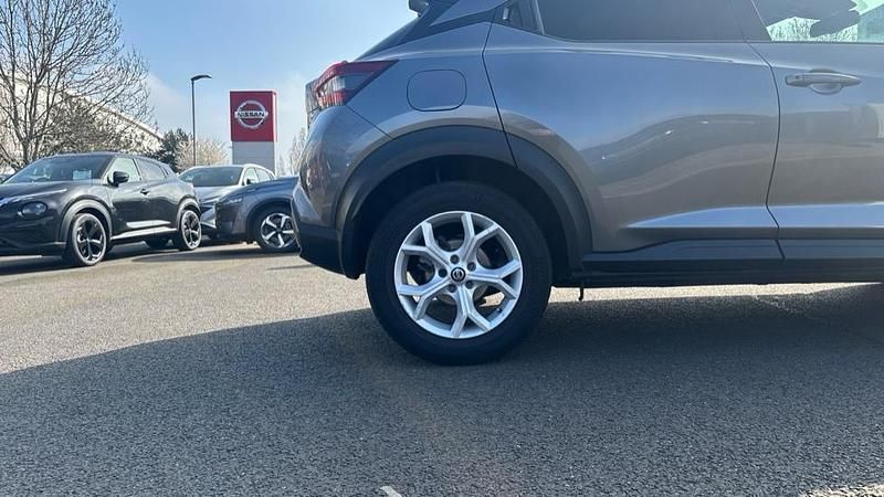 Used Nissan Juke N-Connecta 114 HP (83 kW) 2021 Grey SUV