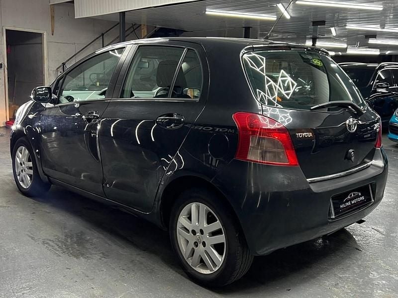 Used Toyota Yaris 69 HP (50 kW) 2008 Black Hatchback