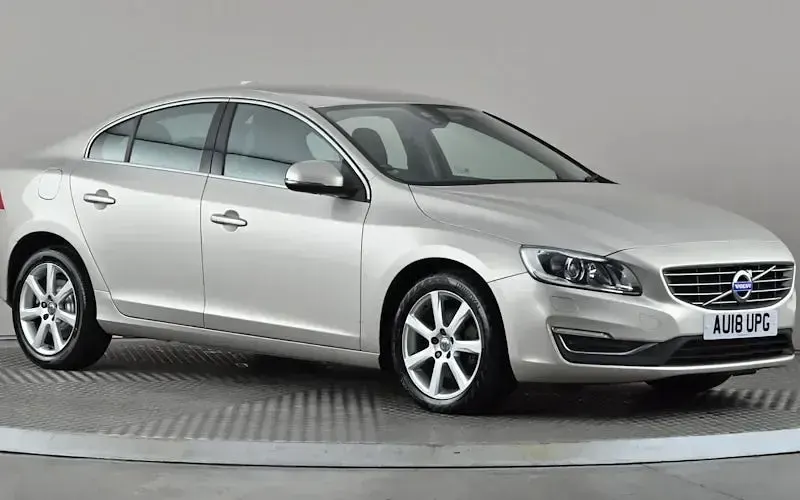 Used Volvo S60 SE Lux 190 HP (139 kW) 2018 Sedan