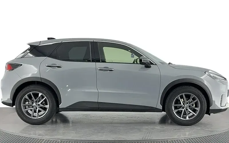 Używany Lexus LBX 136 KM (100 kW) 2026 SUV