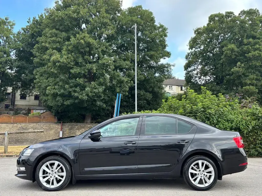 Used Skoda Octavia SE L 150 HP (110 kW) 2019 Black Hatchback