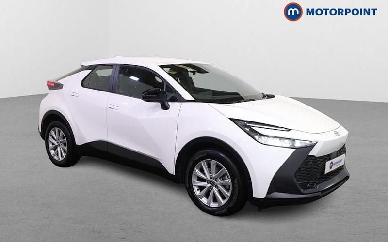 Used 2025 Toyota C-HR SUV | £22,699 (Super price) - Image 1/4