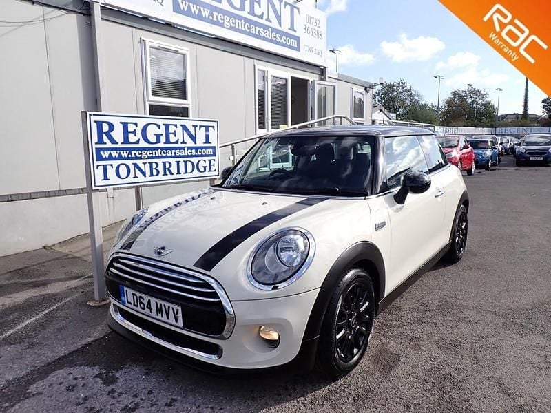White Used 2014 Mini Cooper Hatch Hatchback | £8,695 (Fair price) - Image 1/4