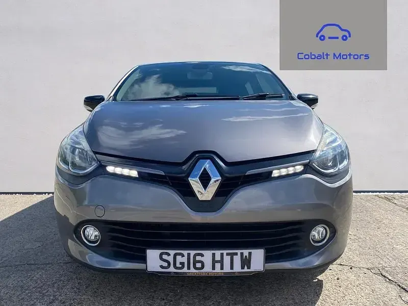 Used Renault Clio IV Dynamique 90 HP (66 kW) 2016 Grey Hatchback