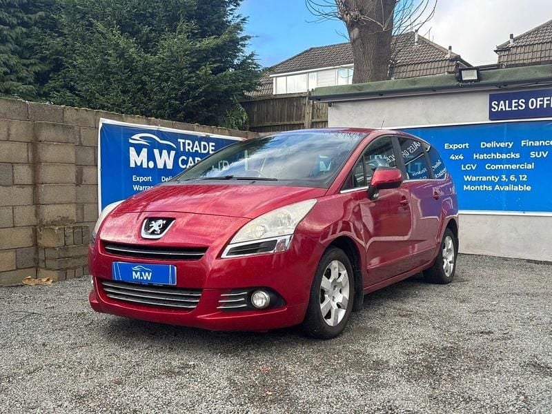 Used Peugeot 5008 Family 2012 Red MPV