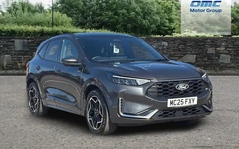 Usado Ford Kuga ST-Line X 179 HP (131 kW) 2026 SUV