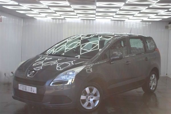 Grey Used 2013 Peugeot 5008 Access MPV | £4,060 (Expensive) - Image 1/1