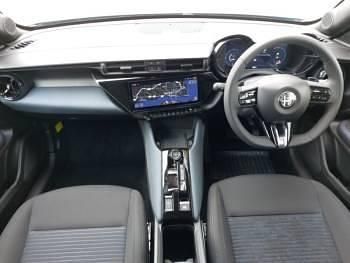 Used Alfa Romeo GT Junior 136 HP (100 kW) 2025 Green Hatchback