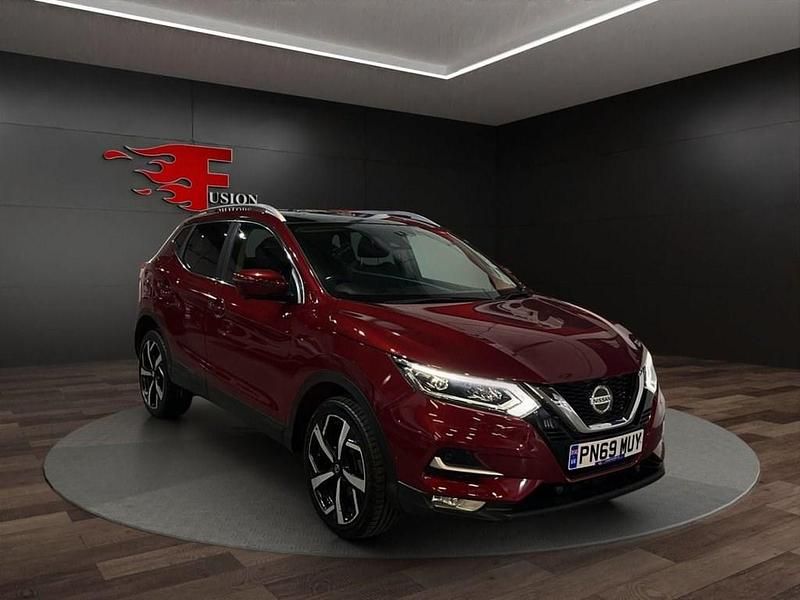 Used Nissan Qashqai Tekna 160 HP (117 kW) 2020 Red SUV