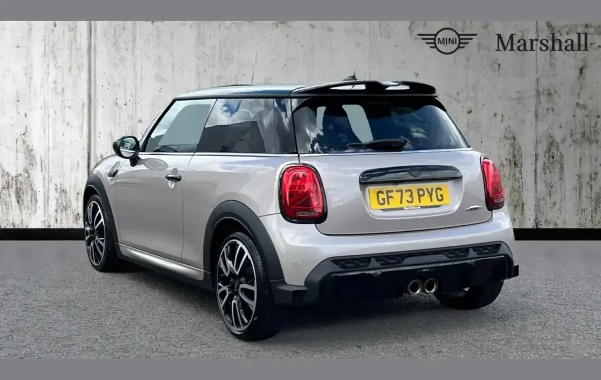 Used Mini John Cooper Works Premium Plus 231 HP (169 kW) 2023 Rooftop grey Hatchback