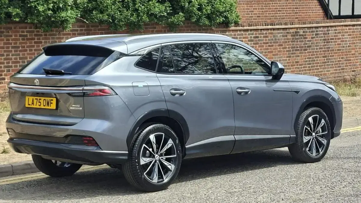 Used MG HS Trophy 221 HP (162 kW) 2025 Grey SUV