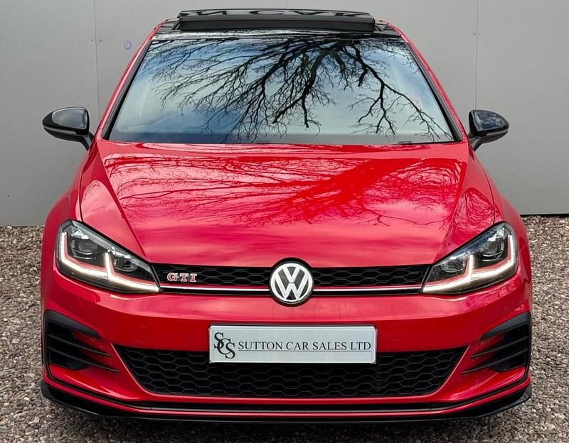 Used VW Golf VII GTI 290 HP (213 kW) 2019 Red Hatchback