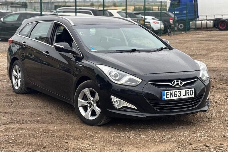 Black Used 2014 Hyundai i40 Active Estate | £1,685 (Super price) - Image 1/1