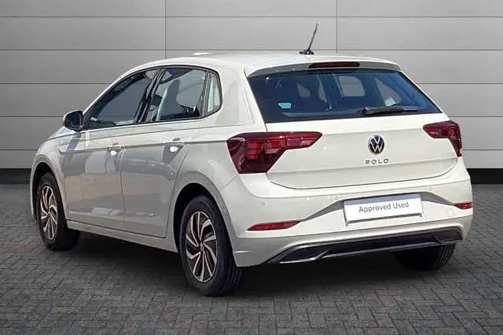 Used VW Polo Life 80 HP (58 kW) 2024 Grey Hatchback