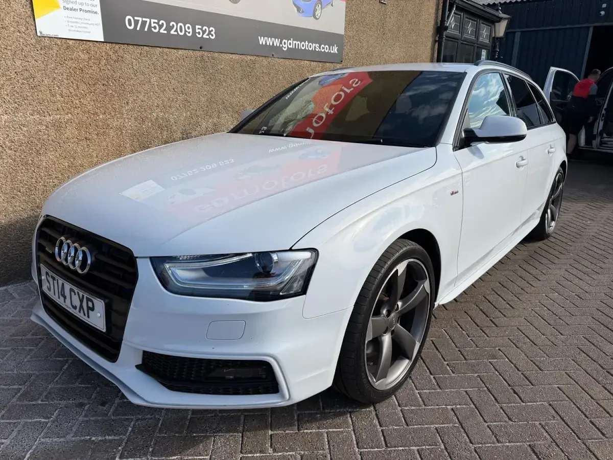 Used Audi A4 Black Edition 177 HP (130 kW) 2014 White Estate