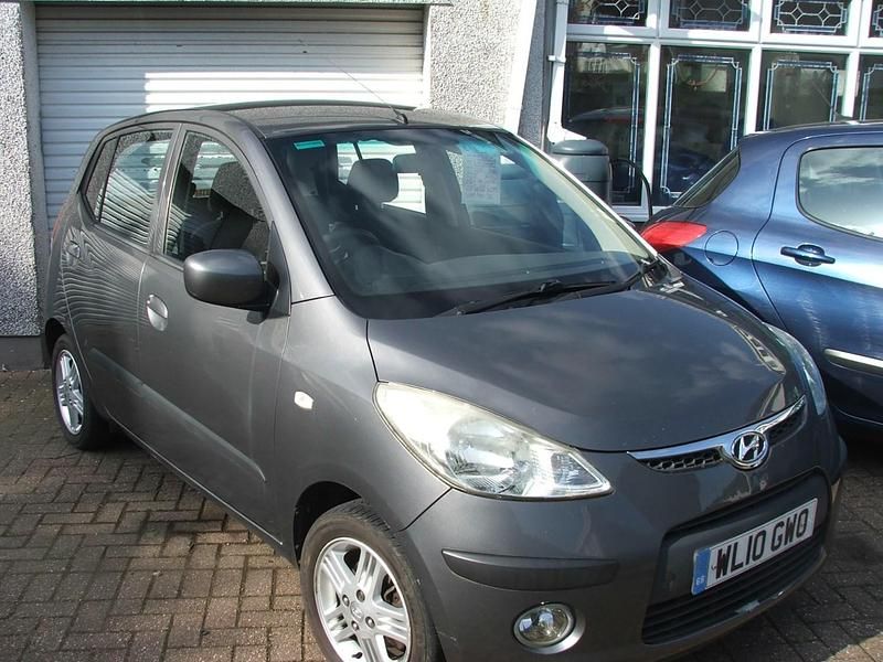 Used Hyundai i10 Comfort 78 HP (57 kW) 2010 Grey Hatchback