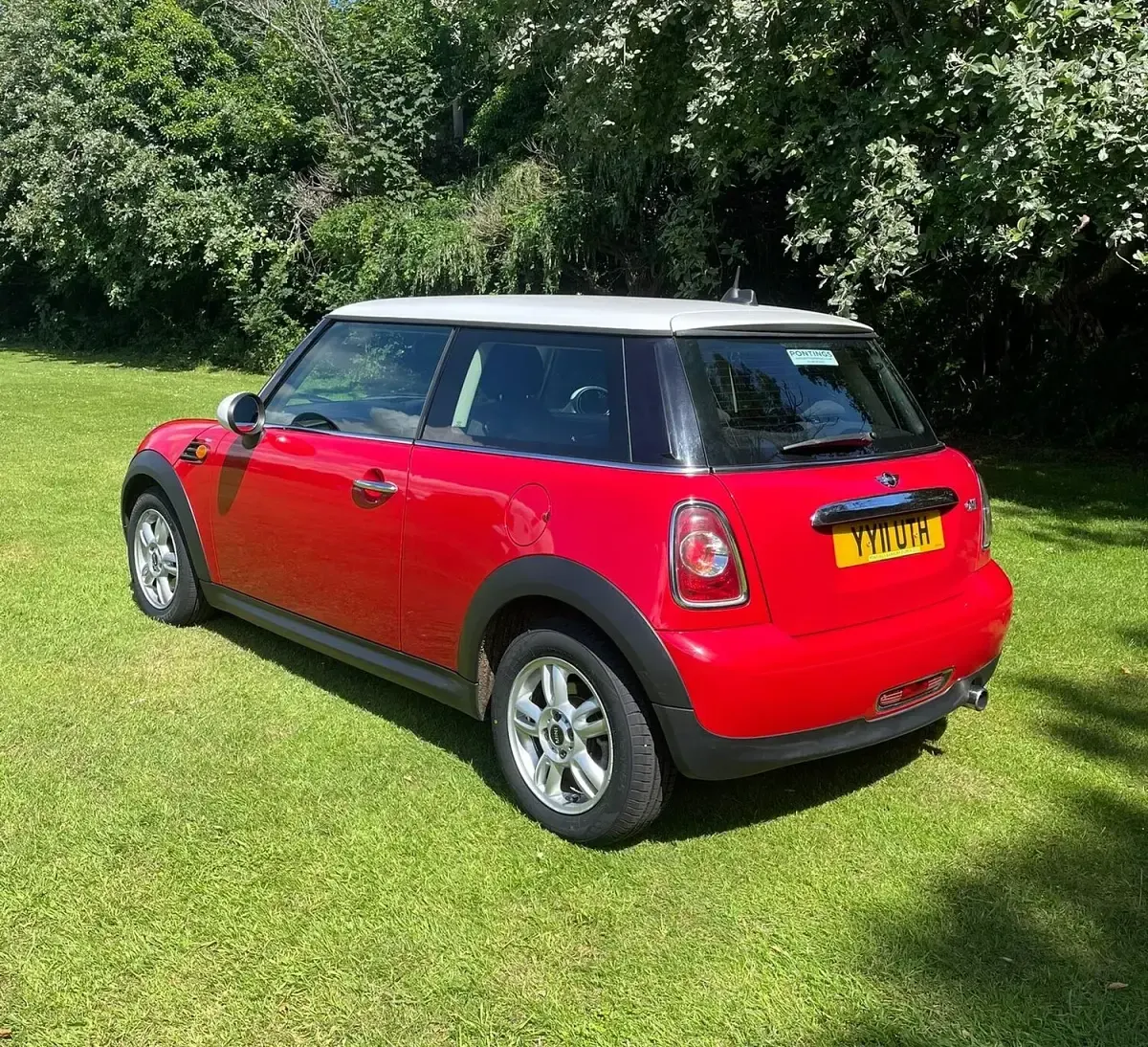 Used Mini ONE Hatch 98 HP (72 kW) 2011 Red Hatchback