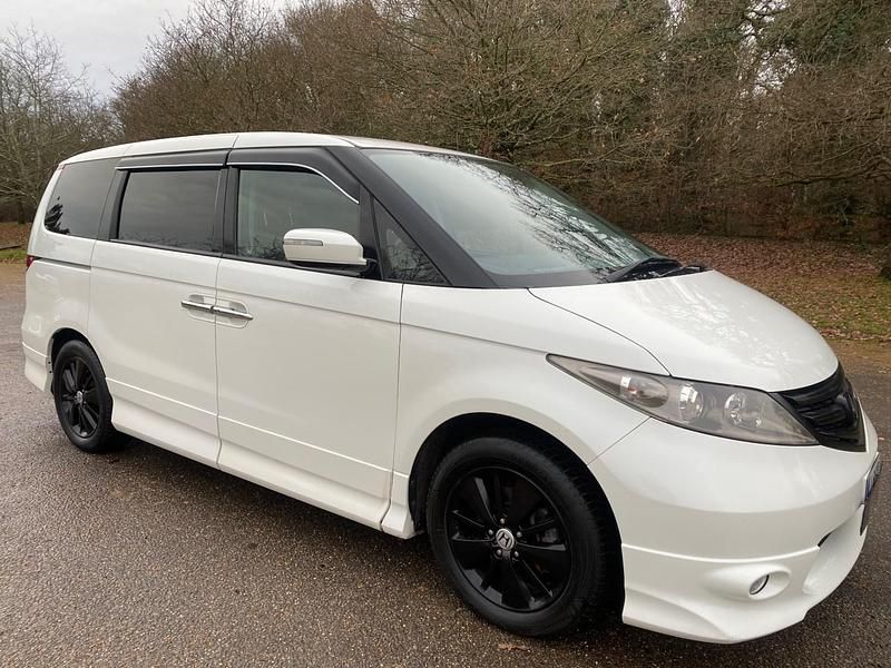 Używany Honda Elysion 2008 Biały Minivan