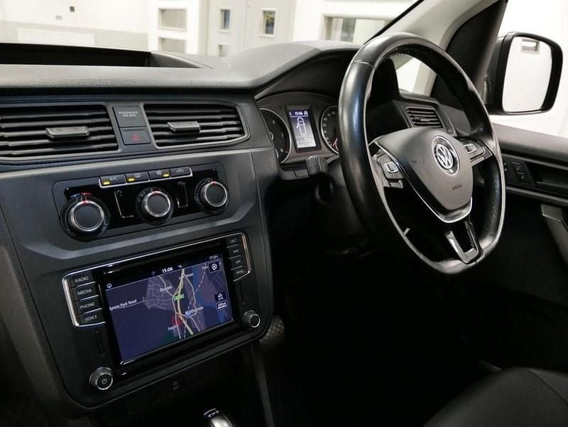 Used VW Caddy Highline 102 HP (75 kW) 2018 Grey MPV