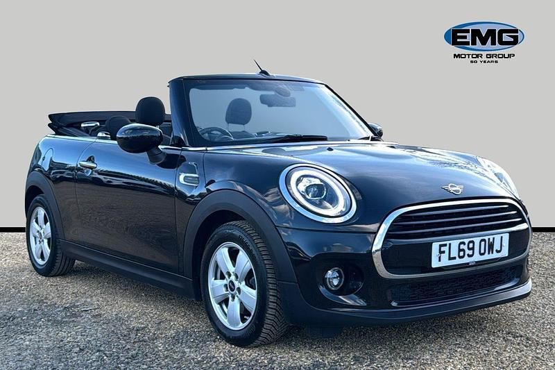 Used Mini Cooper Cabriolet Classic 136 HP (100 kW) 2019 Black Cabriolet