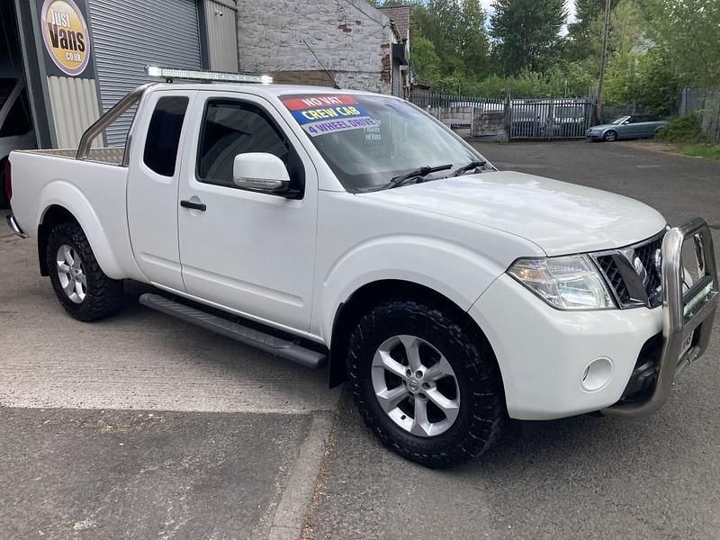 White Used 2012 Nissan Navara Acenta Pickup | £7,995 (Expensive) - Image 1/4