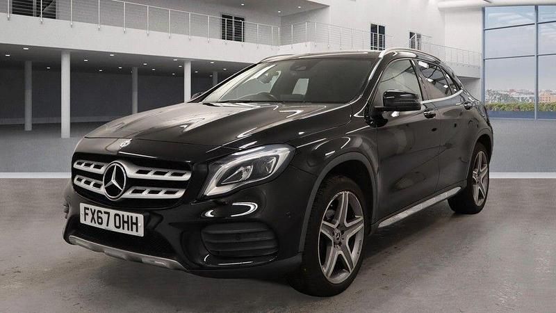 Black Used 2017 Mercedes GLA200 AMG line SUV | £10,999 (Fair price) - Image 1/4