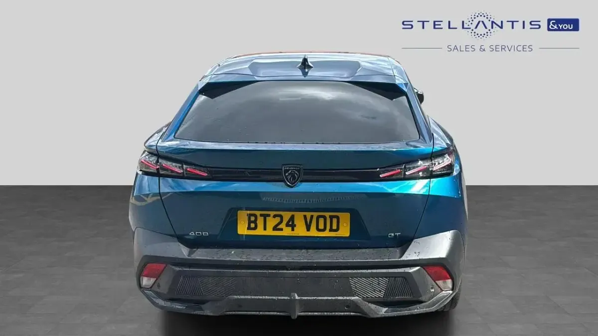 Second-hand Peugeot 408 GT 129 CP (94 kW) 2024 Albastru SUV