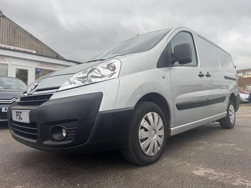 Silver Used 2015 Toyota Proace H1 Van | £6,995 (A bit pricey) - Image 1/3