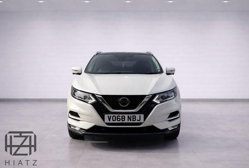 Used Nissan Qashqai N-Connecta 2018 White SUV